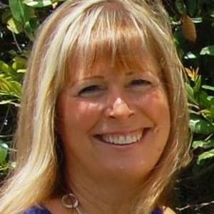 Meet your Posher, Elly